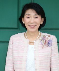 山口育子